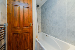 Photo 30- click for photo gallery